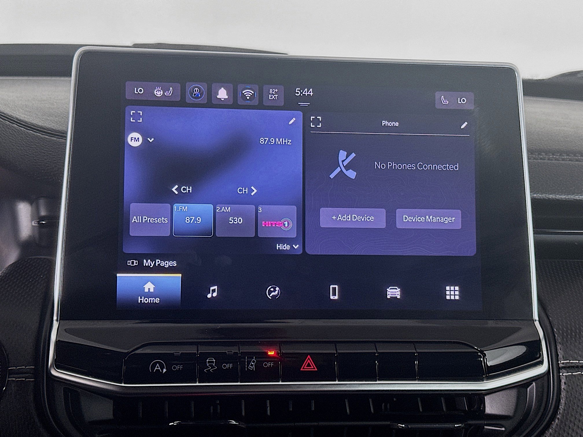 Used 2024 Jeep Compass Latitude w/ Convenience Group AWD/4WD image 21