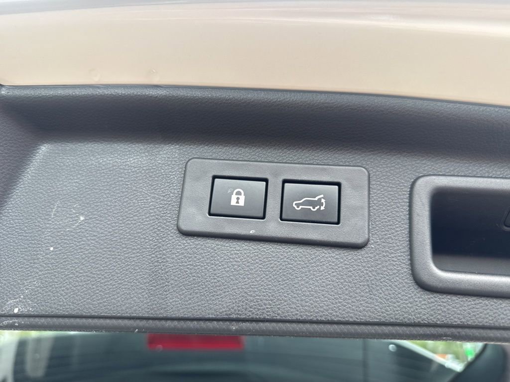 Used 2023 Subaru Forester Premium image 27