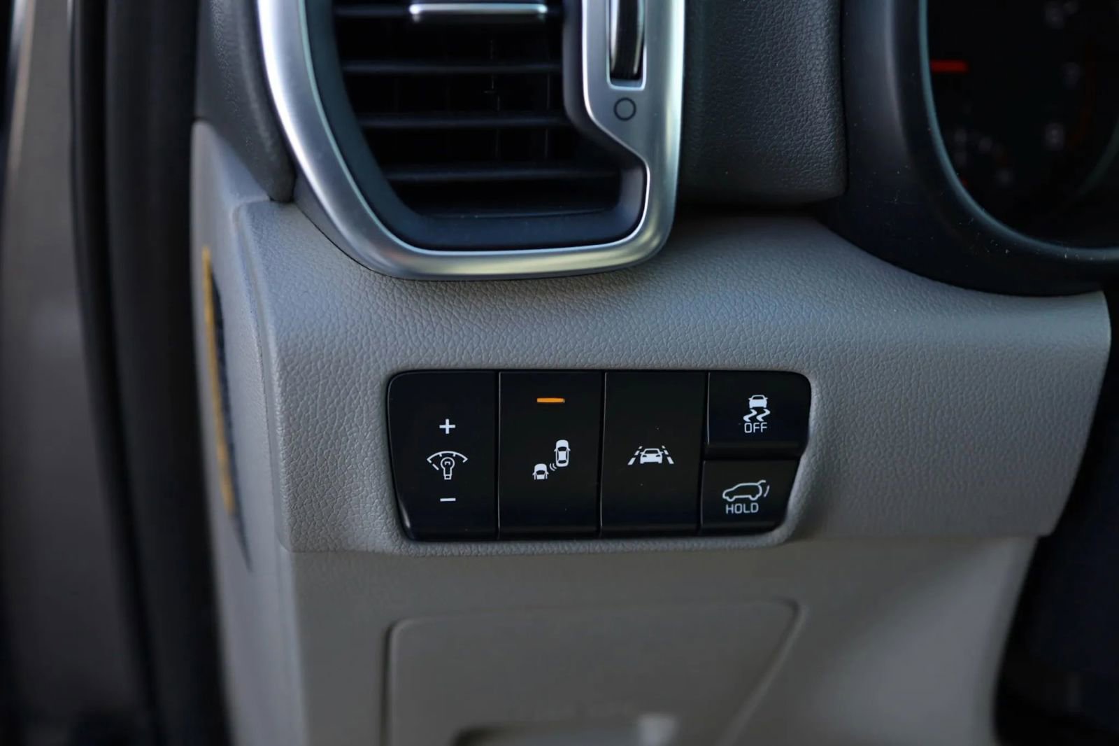 Used 2018 Kia Sportage SX image 13