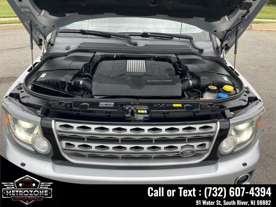 Used 2014 Land Rover LR4 AWD/4WD image 24