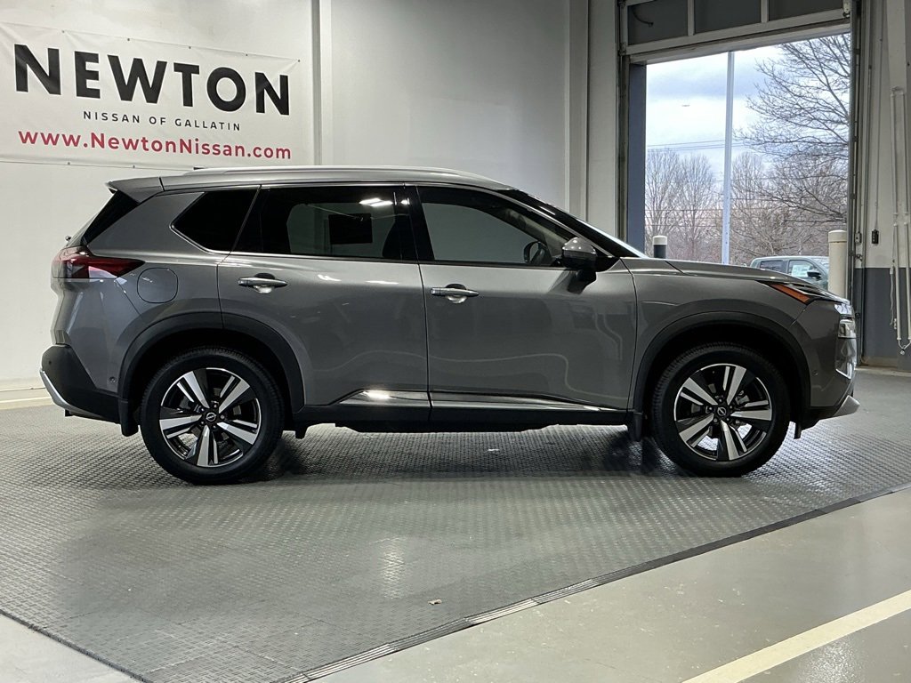 Used 2023 Nissan Rogue Platinum w/ Platinum Premium Package image 42