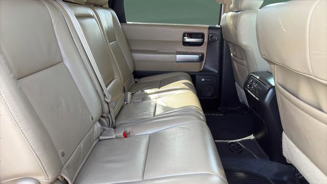 Used 2021 Toyota Sequoia Limited w/ Safety & Convenience Package AWD/4WD image 23