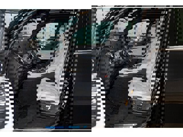 New 2026 BMW X5 xDrive50e w/ Premium Package image 60