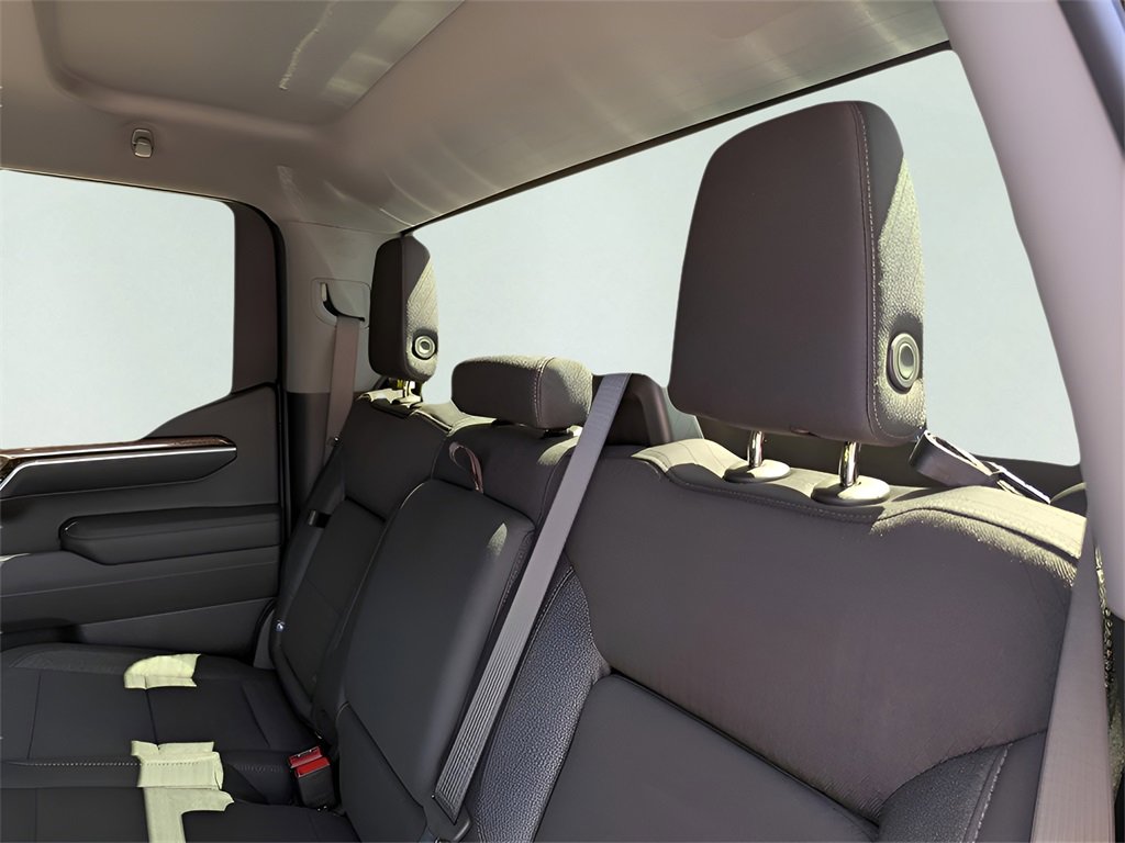 New 2025 GMC Sierra 1500 Elevation image 30