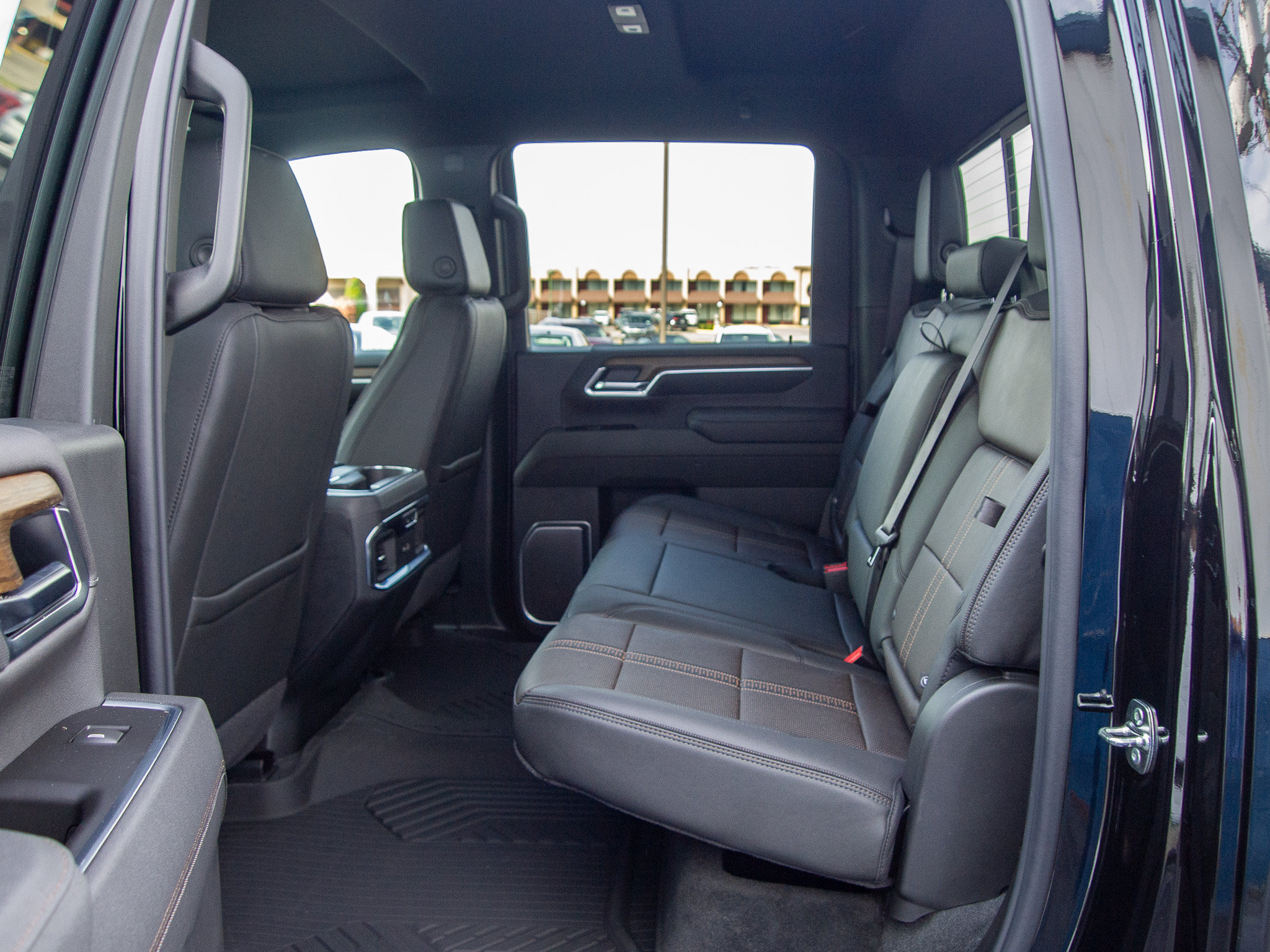 New 2026 Chevrolet Silverado 2500 High Country w/ Midnight Edition AWD/4WD image 24