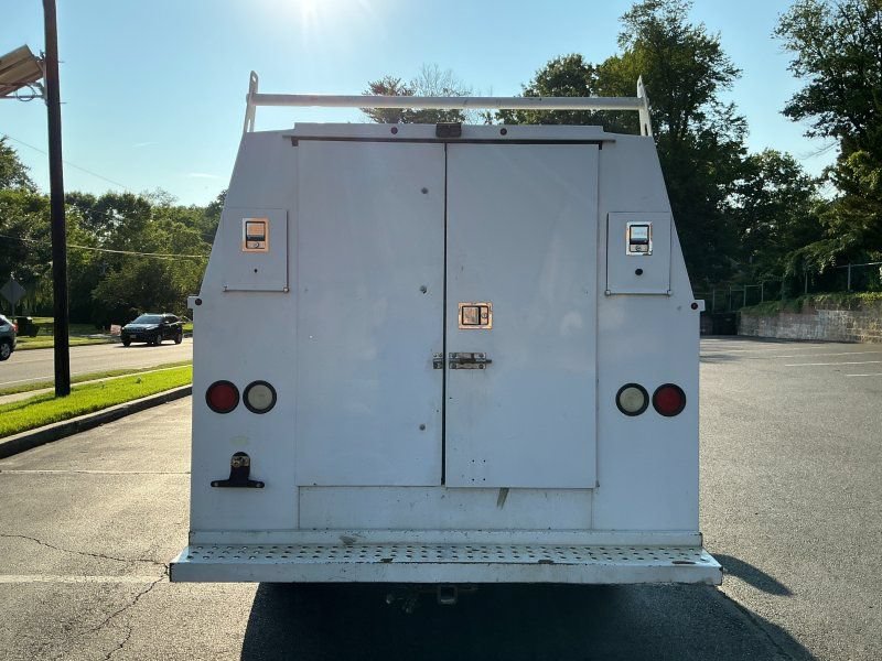 Used 2015 Ford E-350 and Econoline 350 Super Duty w/ Power Windows & Locks Group RWD image 6