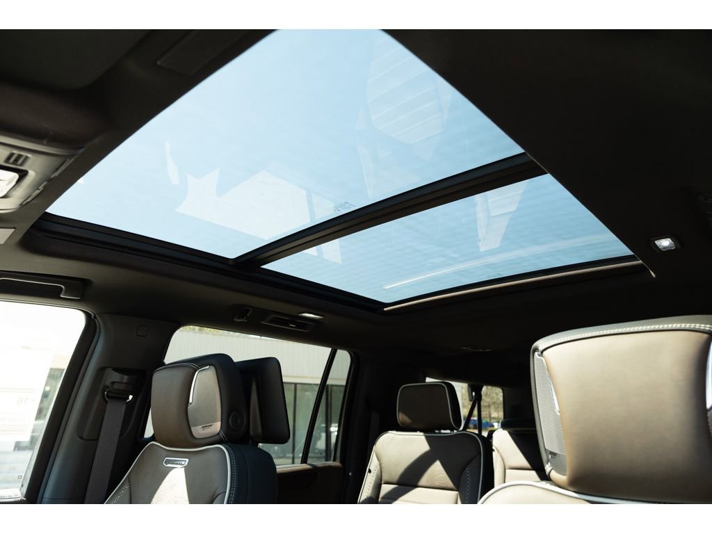 New 2026 GMC Yukon XL Denali Ultimate image 16