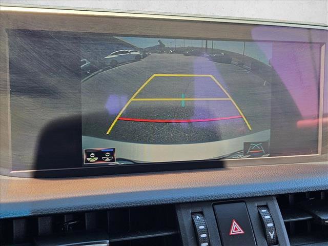 Used 2021 Lexus ES 300h w/ Premium Package FWD image 13