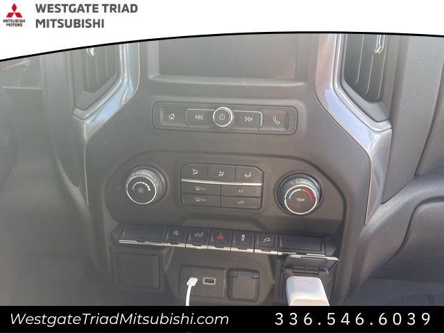 Used 2021 Chevrolet Silverado 1500 Custom image 15