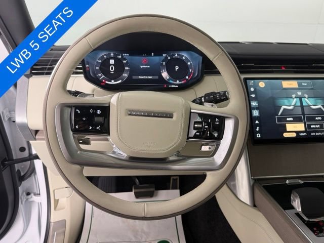 Used 2025 Land Rover Range Rover Long Wheelbase Autobiography AWD/4WD image 17