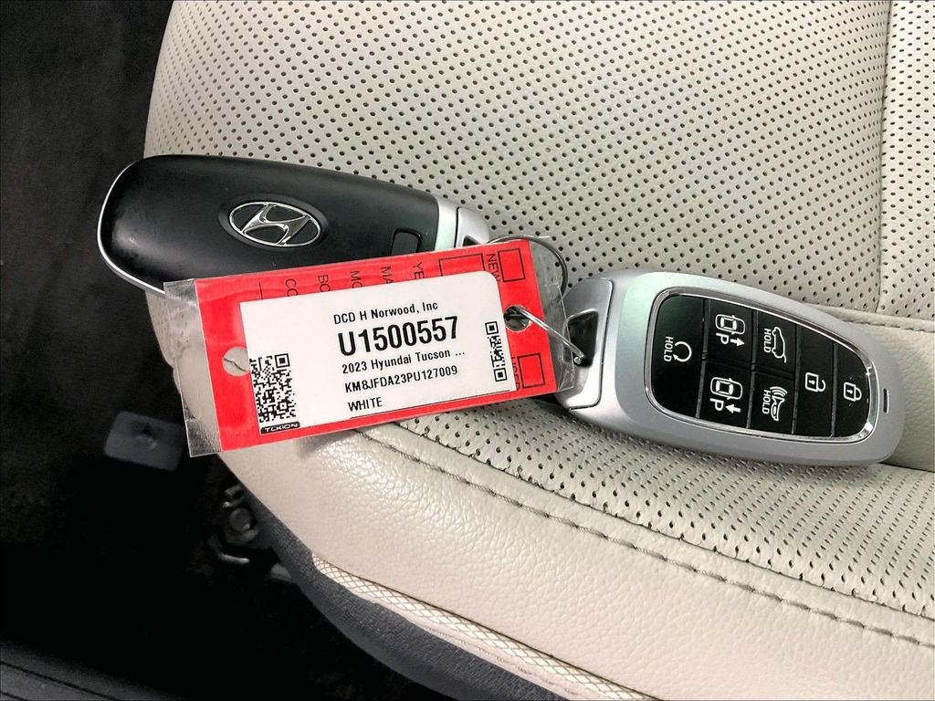 Used 2023 Hyundai Tucson Limited AWD/4WD image 32