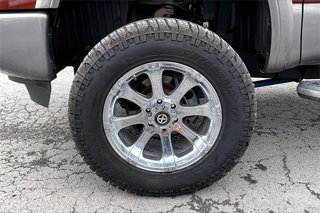 Used 2017 Nissan Titan Platinum Reserve image 35