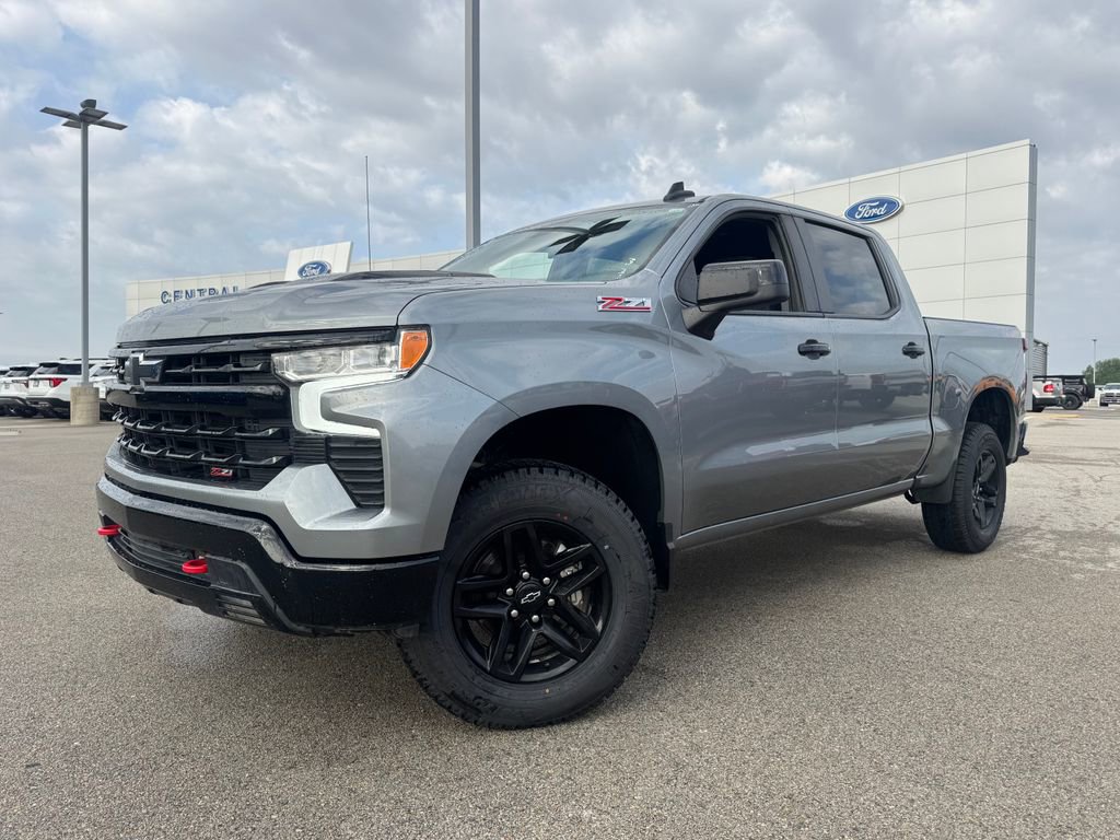 Used 2023 Chevrolet Silverado 1500 LT Trail Boss AWD/4WD image 1