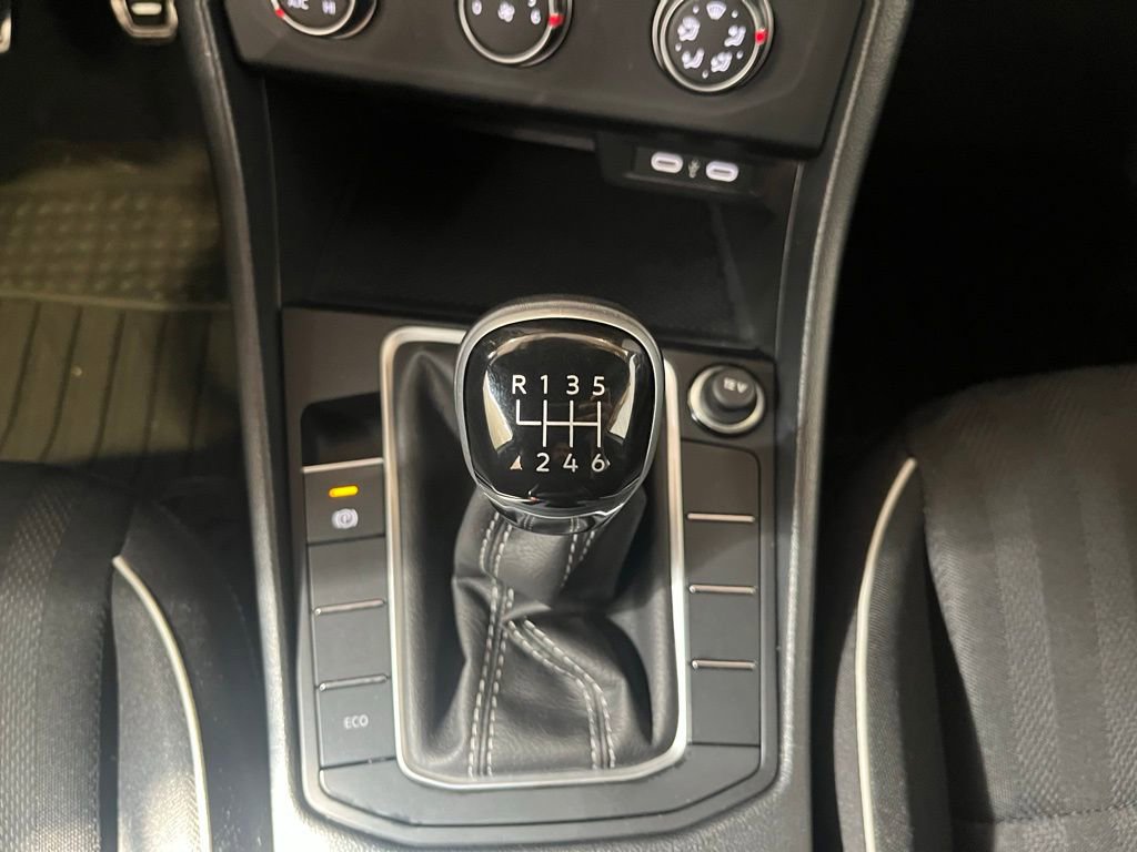 Certified 2024 Volkswagen Jetta Sport image 16