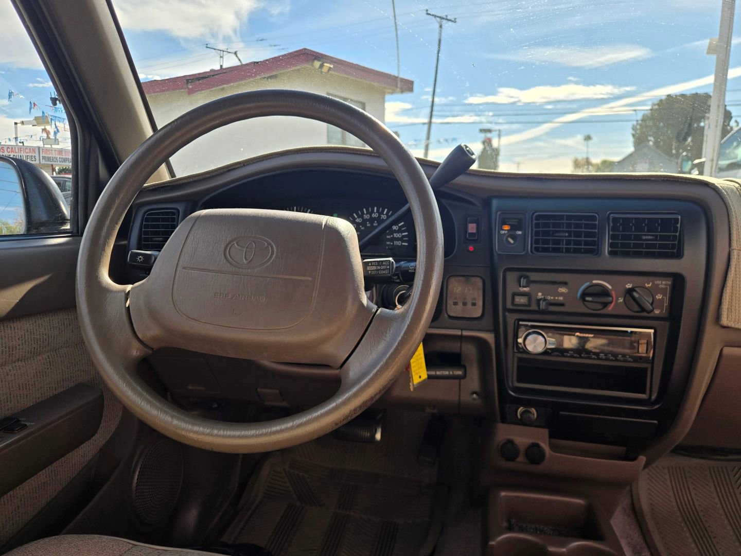 Used 1999 Toyota Tacoma 2WD Xtracab image 17