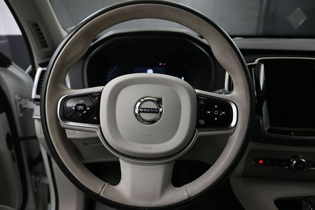 Used 2025 Volvo XC90 B5 Plus w/ Protection Package Premier AWD/4WD image 23