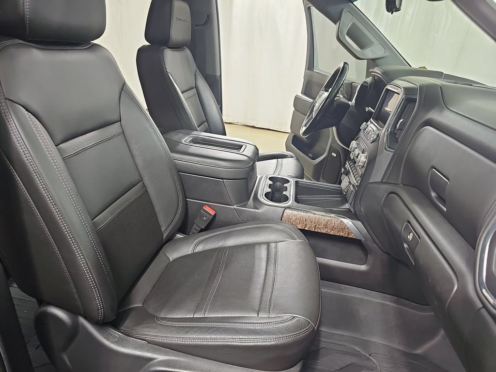Used 2019 GMC Sierra 1500 Denali w/ Denali Ultimate Package AWD/4WD image 13