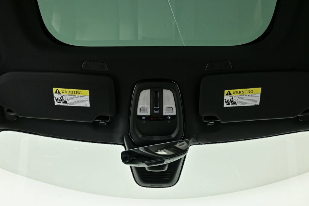 Used 2026 Volvo XC90 B6 Plus w/ Protection Package Premier image 21