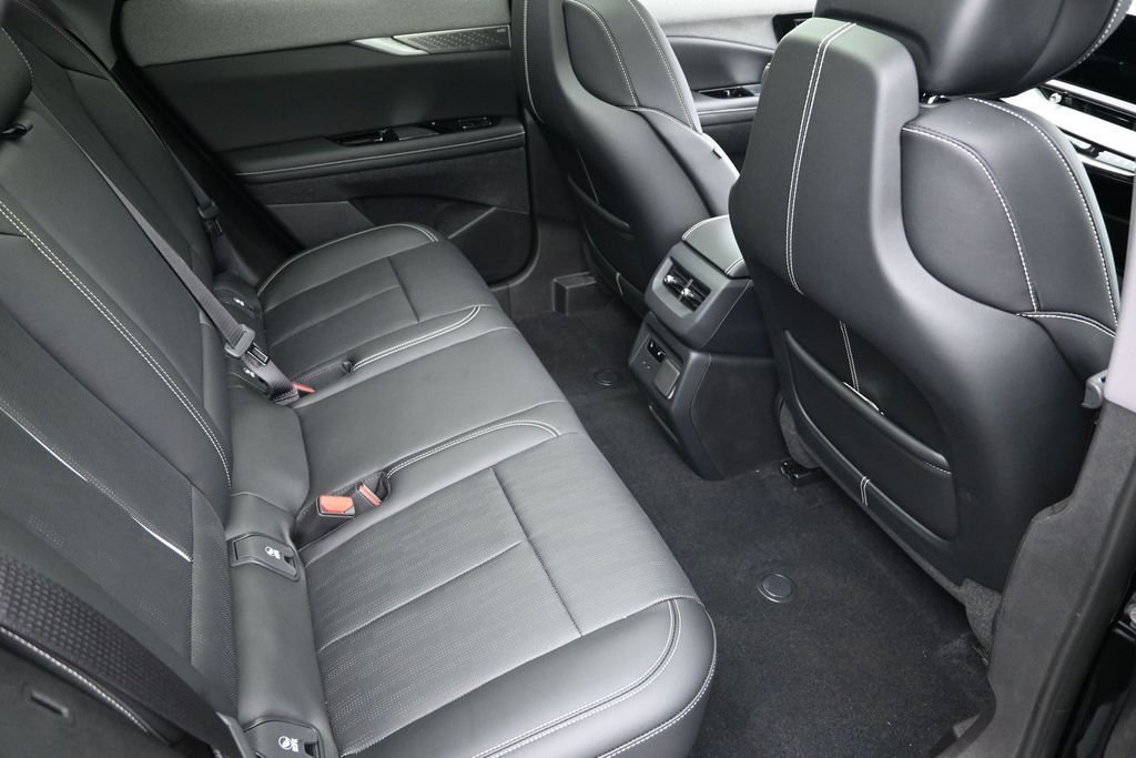 Used 2025 Cadillac Optiq Sport 2 AWD/4WD image 31