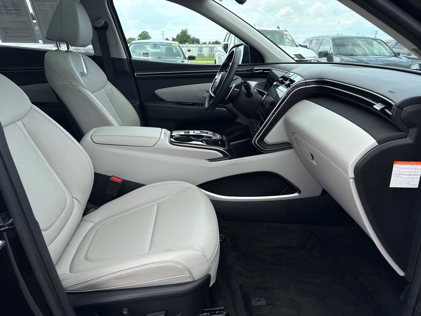 Used 2024 Hyundai Tucson Limited image 19