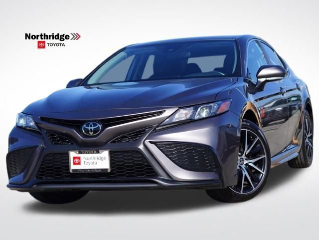 Used 2023 Toyota Camry SE