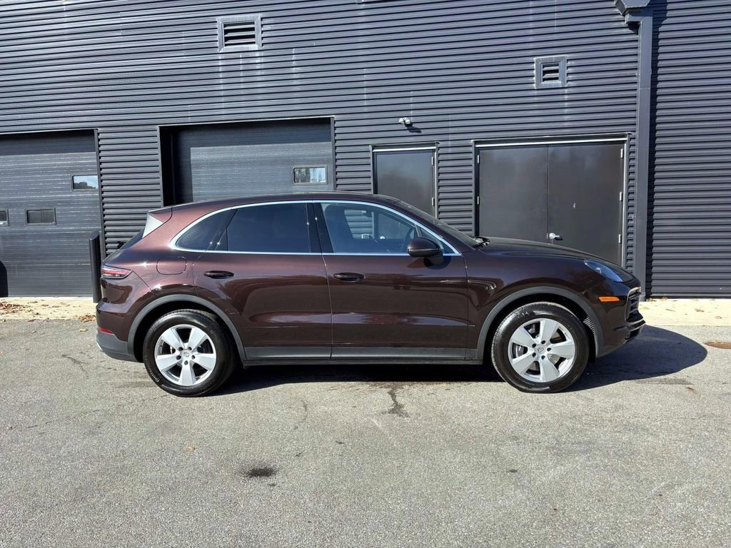 Certified 2022 Porsche Cayenne image 11