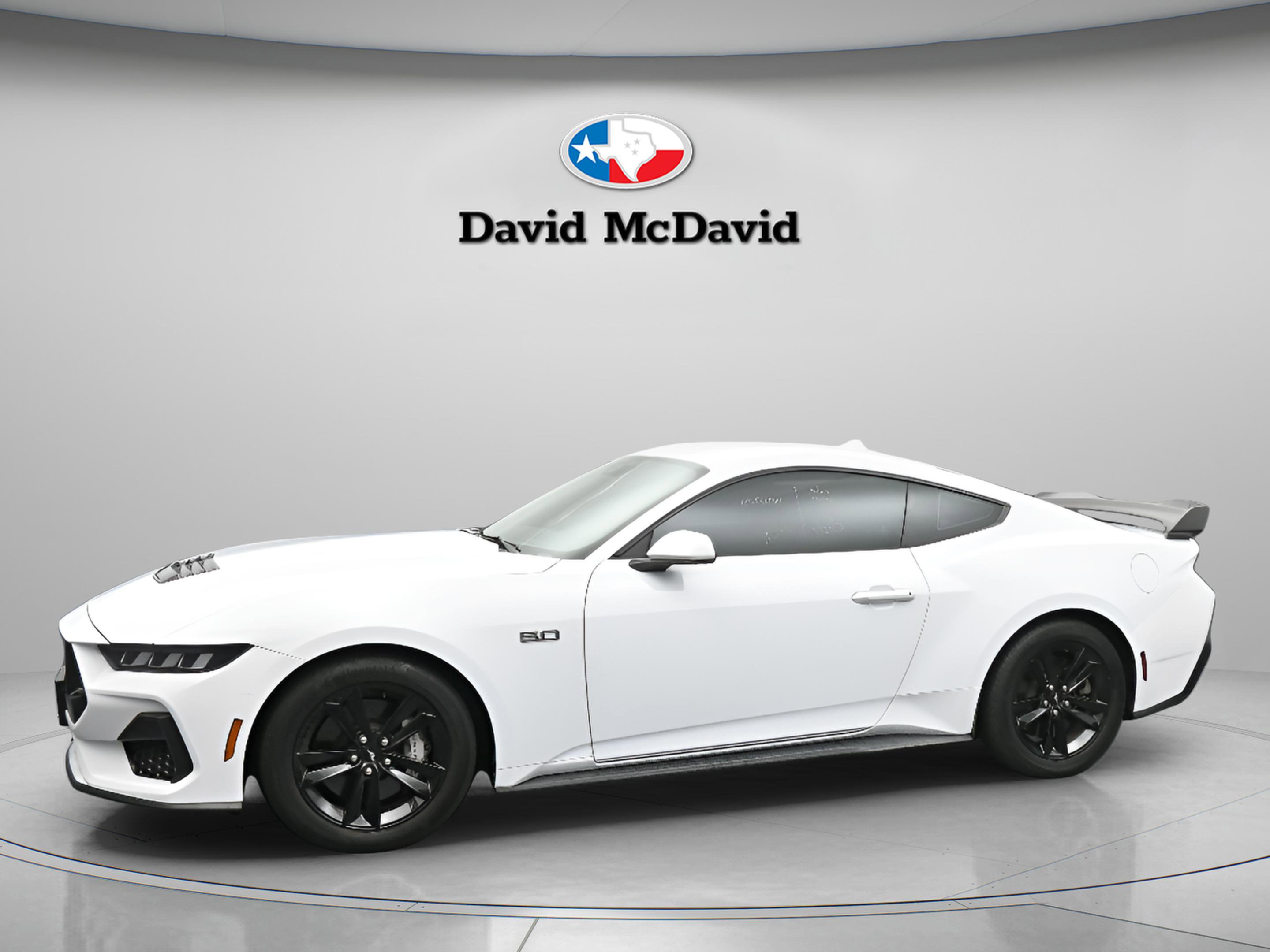 Used 2025 Ford Mustang GT RWD image 5