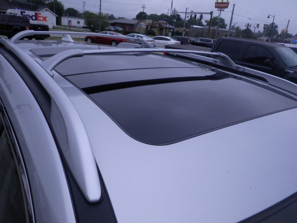 Used 2020 Nissan Rogue SV w/ Sun & Sound Touring Package image 11