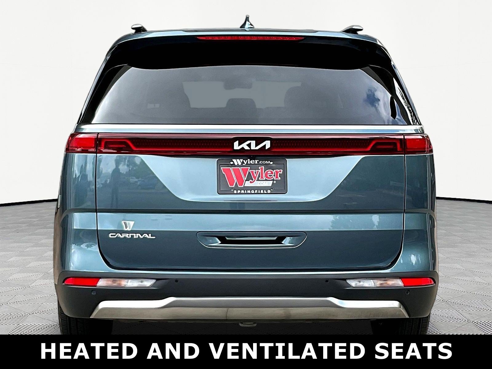 Used 2024 Kia Carnival SX Prestige FWD image 5