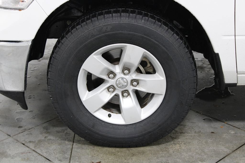 Used 2024 RAM 1500 Classic SLT image 17