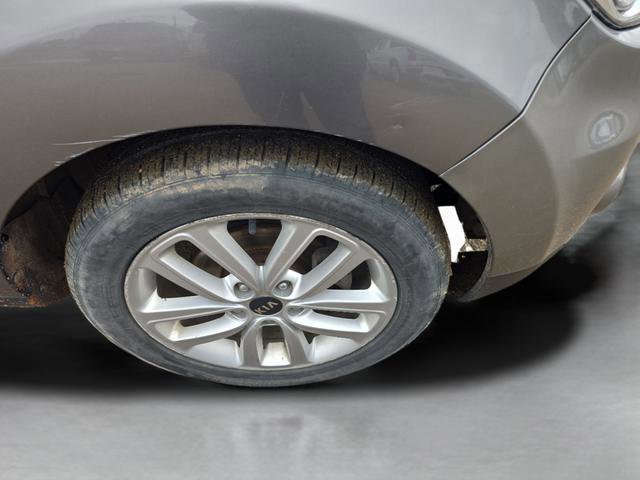 Used 2018 Kia Soul + image 11