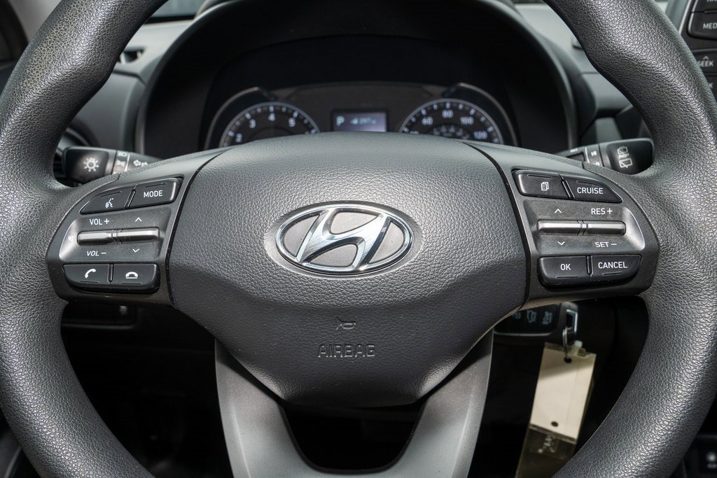 Used 2018 Hyundai Kona SE image 16