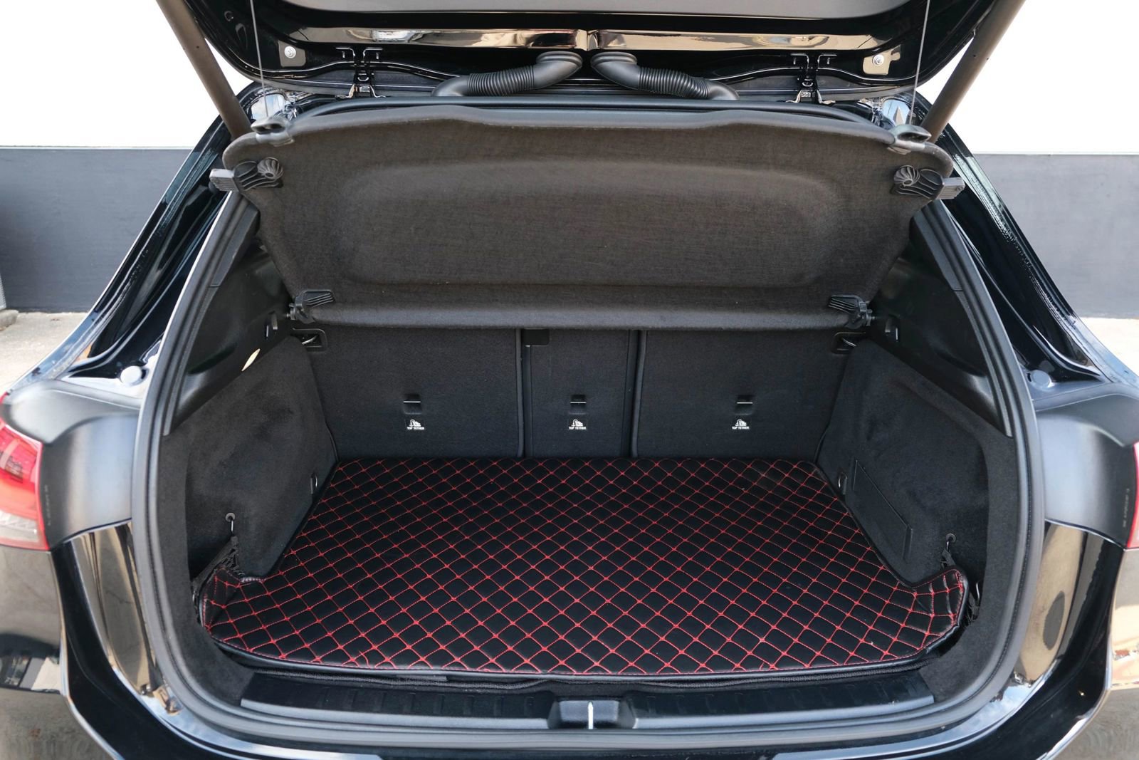 Used 2022 Mercedes-Benz GLA 45 AMG GLA 45 Sport Utility 4D image 30