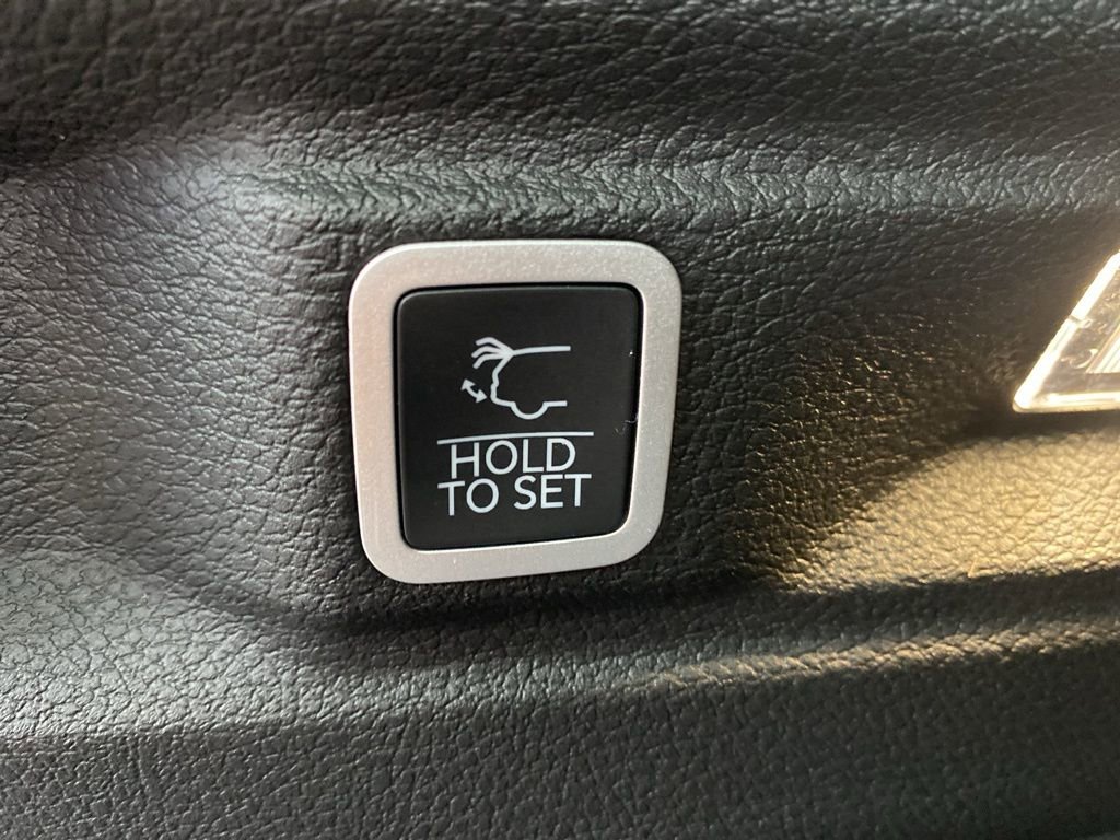 New 2025 Jeep Grand Cherokee L Limited w/ Black Appearance Package image 20