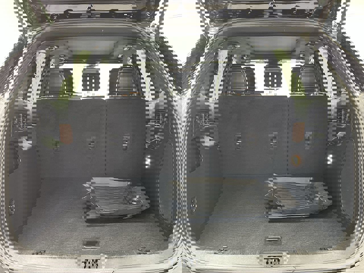 Certified 2024 Ford Edge Titanium w/ Titanium Elite Package AWD/4WD image 30