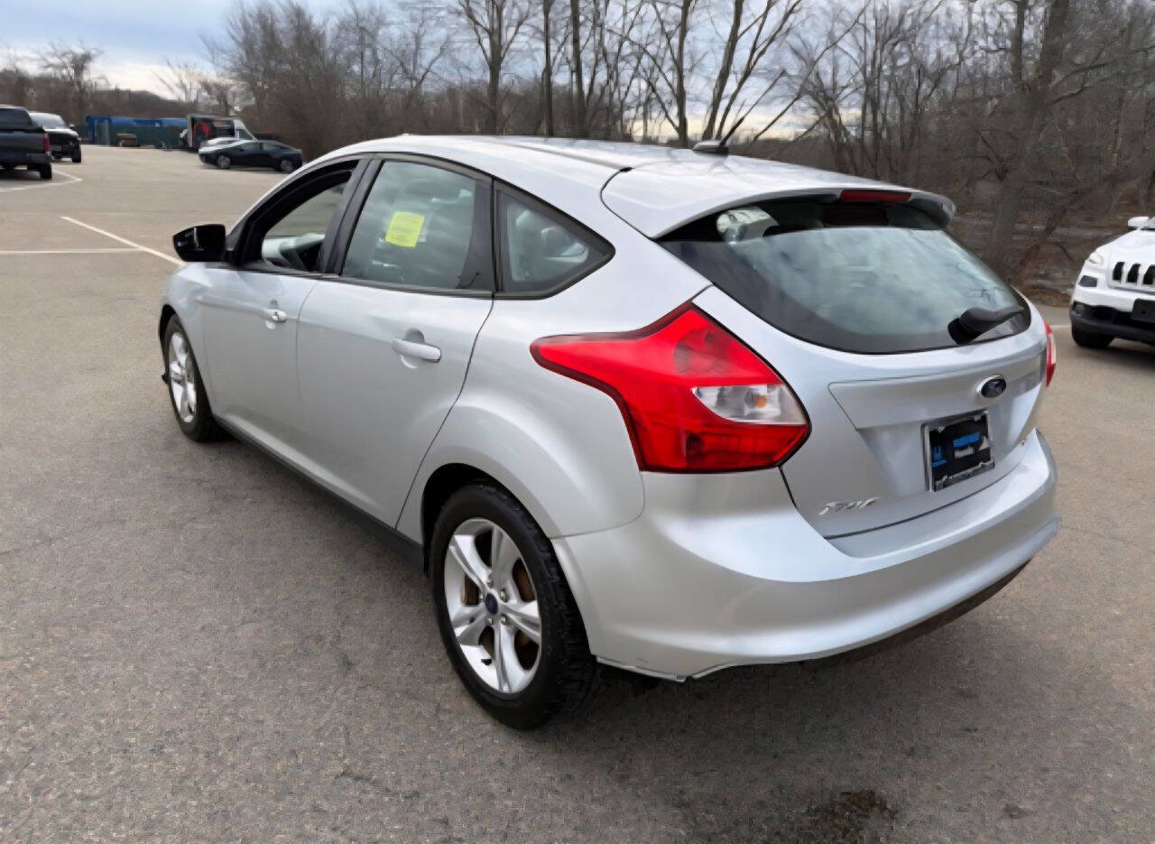 Used 2014 Ford Focus SE FWD image 7