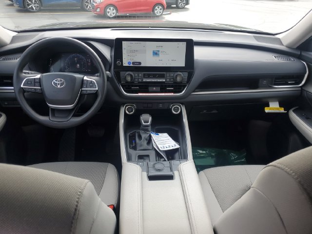 New 2026 Toyota Grand Highlander AWD image 12