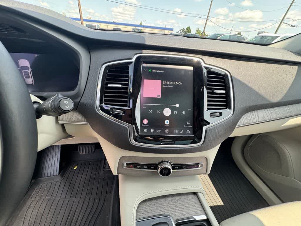 Used 2024 Volvo XC90 B6 Plus w/ Protection Package Premier AWD/4WD image 22