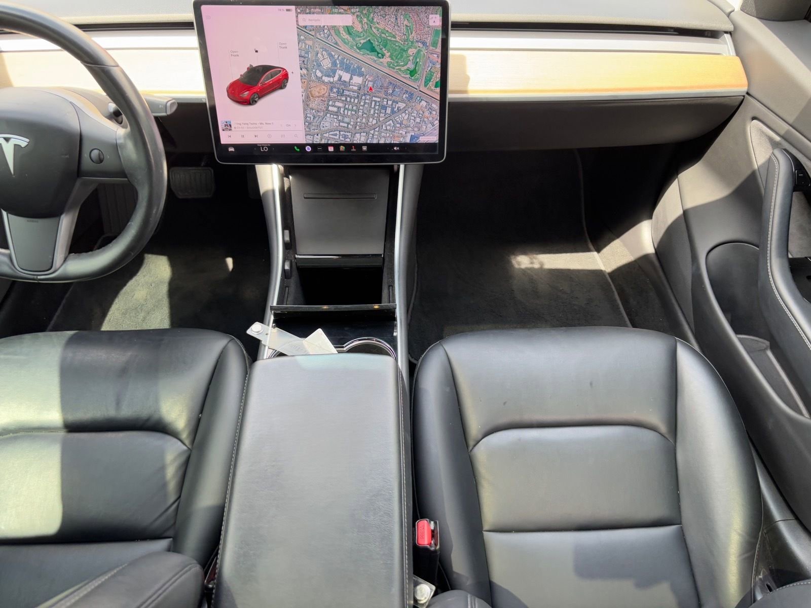 Used 2018 Tesla Model 3 Long Range image 14