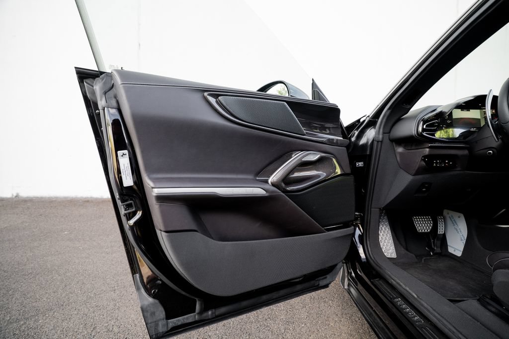 Used 2023 Ferrari Purosangue AWD/4WD image 35