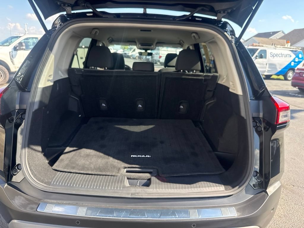 Used 2023 Nissan Rogue SV AWD/4WD image 41
