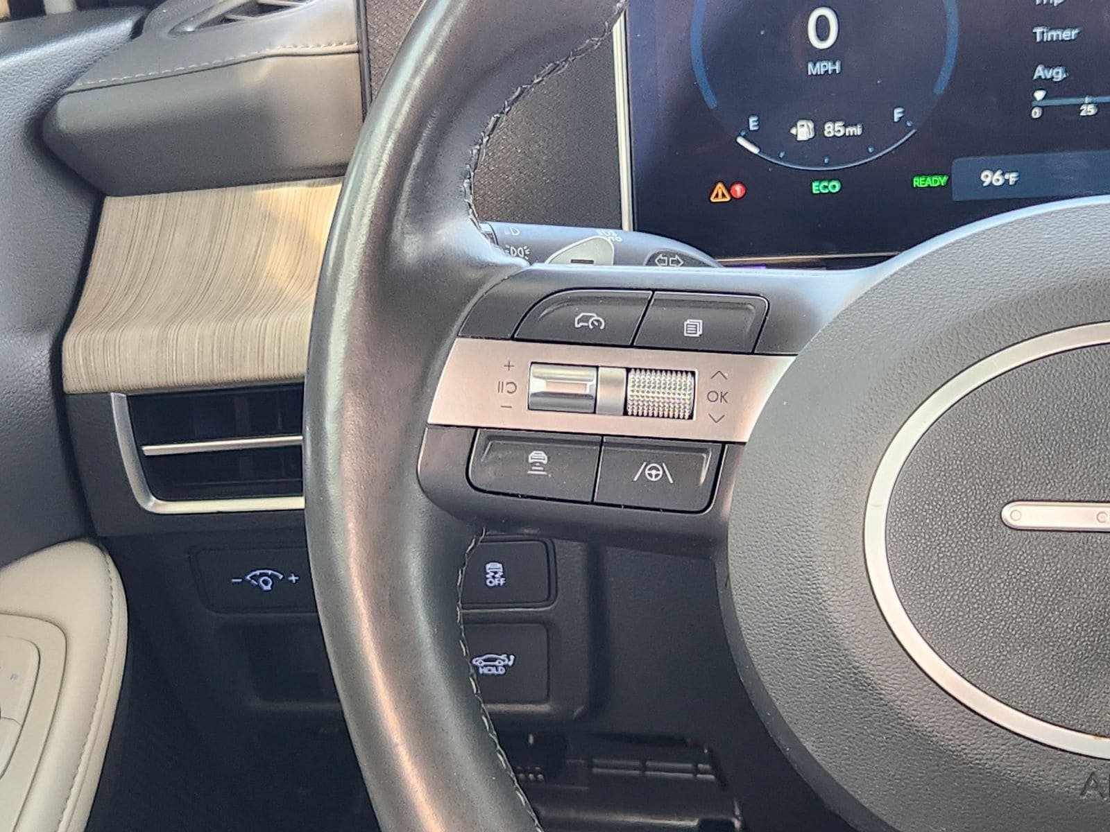 Used 2025 Hyundai Sonata Limited FWD image 37