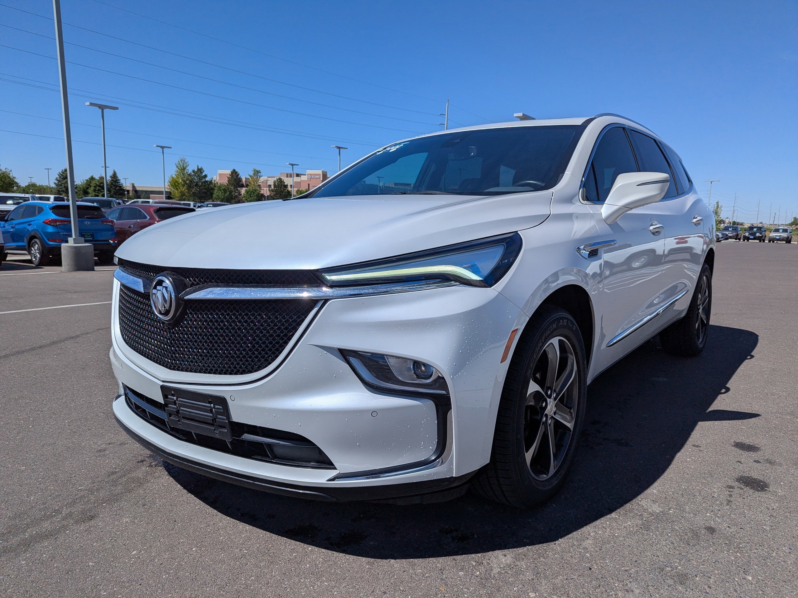 Certified 2022 Buick Enclave Essence w/ Experience Buick Package AWD/4WD image 7