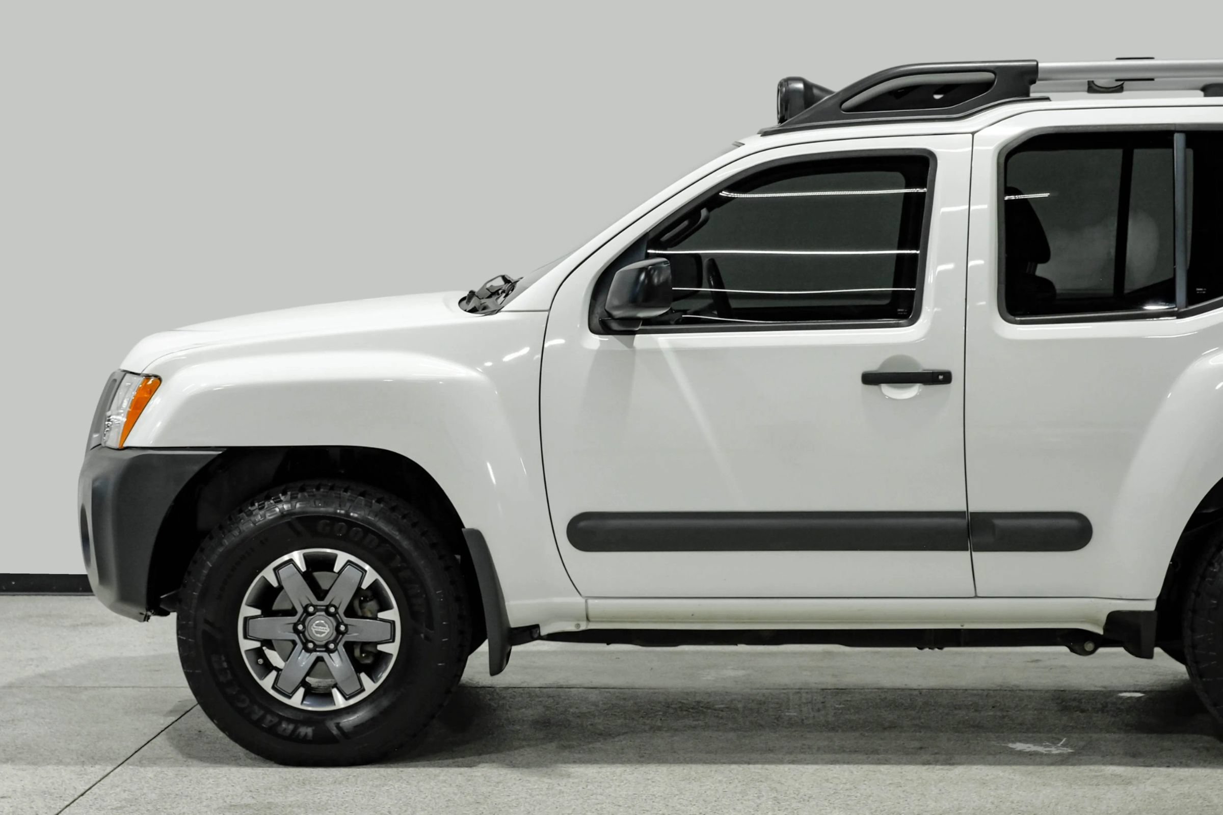 Used 2014 Nissan Xterra PRO-4X w/ Nevada Tow Package AWD/4WD image 10
