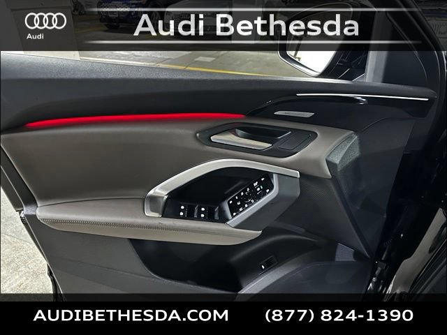 Used 2025 Audi Q5 Premium Plus w/ Premium Plus AWD/4WD image 14
