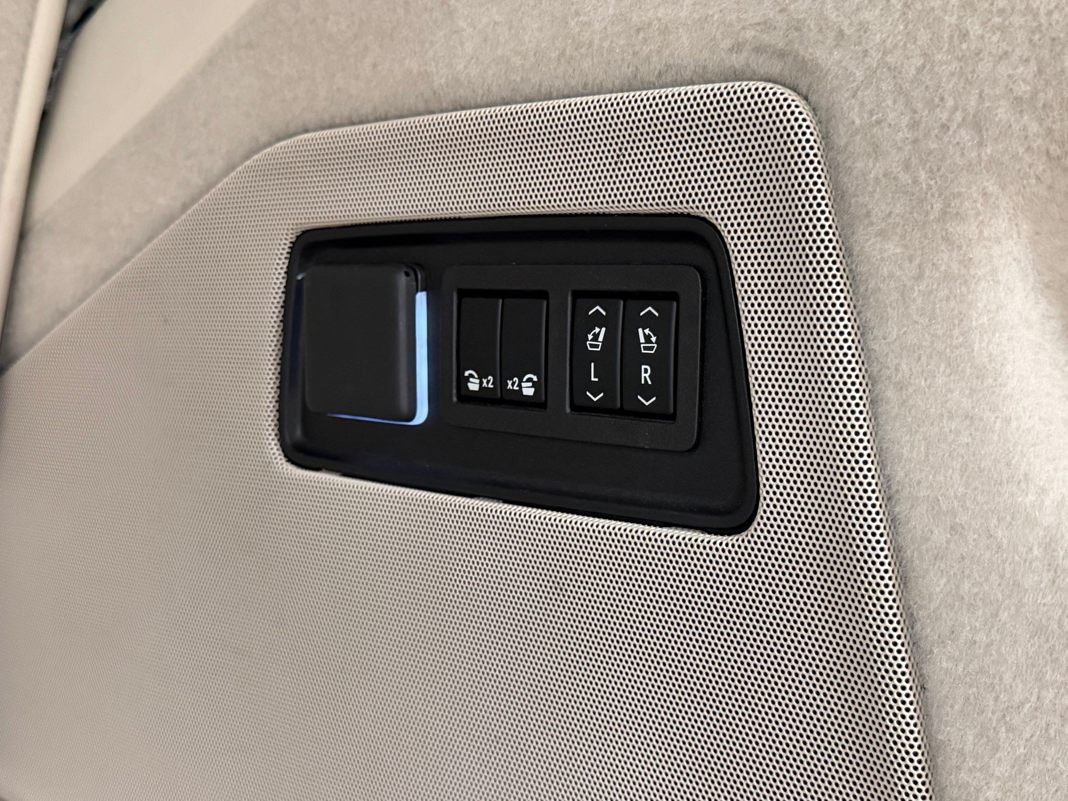 Certified 2023 Cadillac Escalade Sport Platinum w/ LPO, ONYX Package AWD/4WD image 49