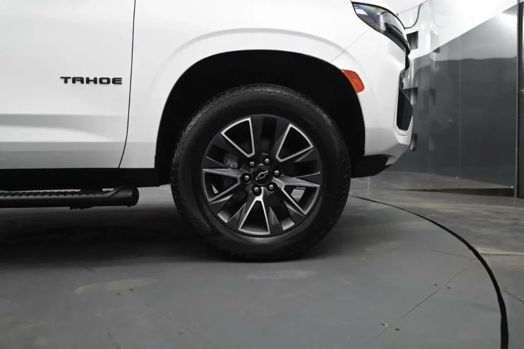 Used 2021 Chevrolet Tahoe Z71 w/ Z71 Signature Package AWD/4WD image 20