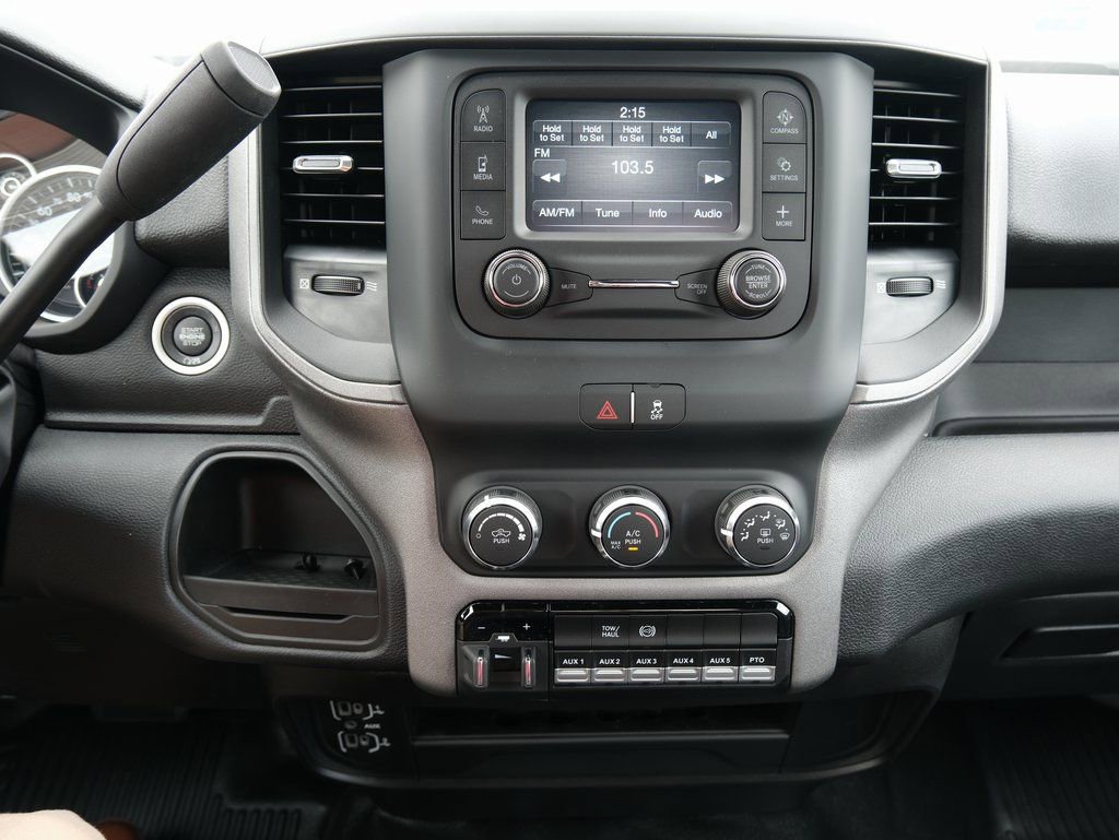 New 2024 RAM 3500 Tradesman AWD/4WD image 16