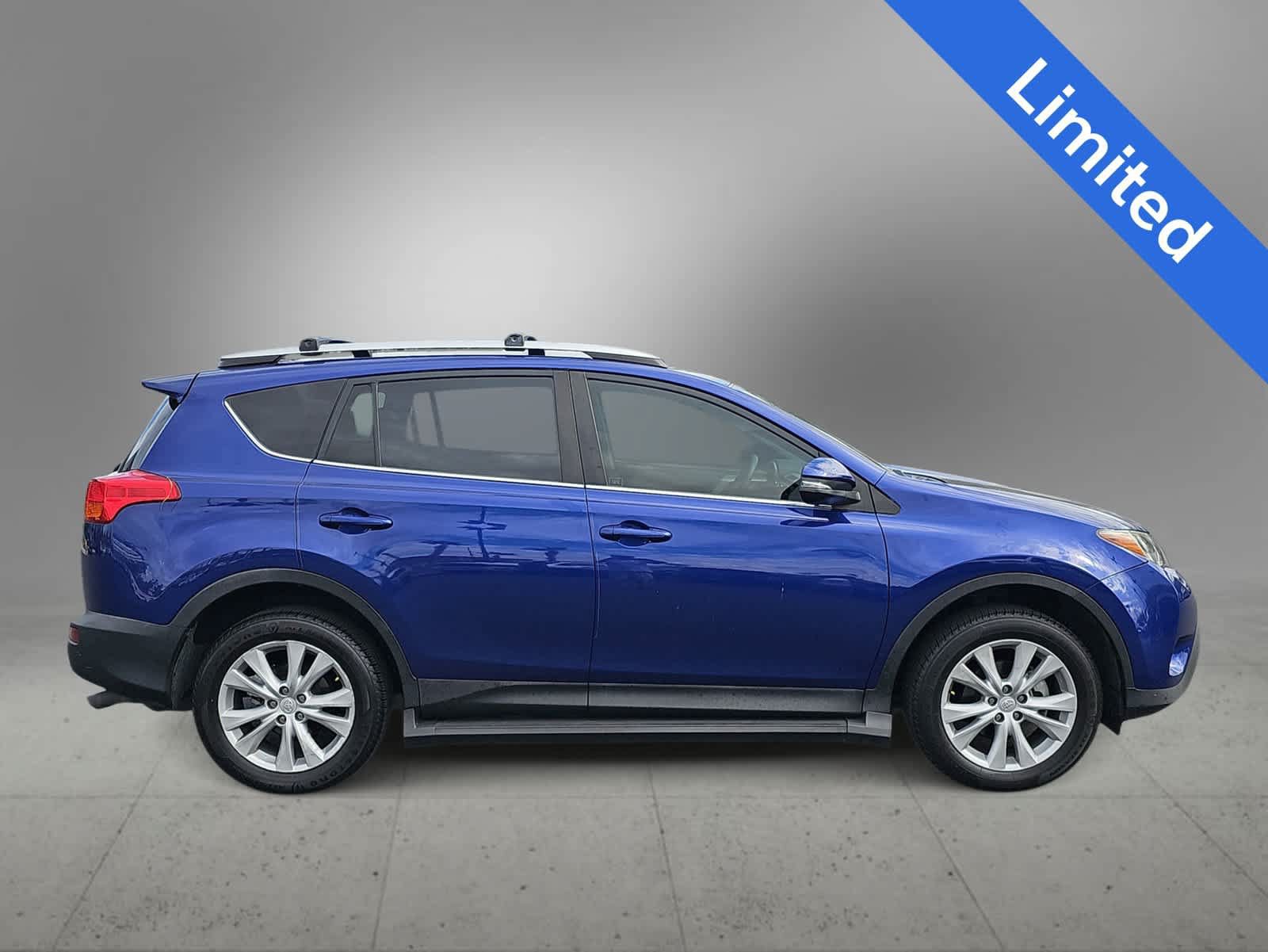 Used 2015 Toyota RAV4 Limited w/ Technology Package AWD/4WD image 9