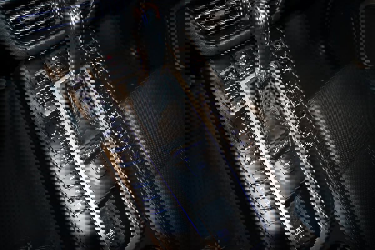 Used 2020 Porsche Macan image 51